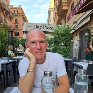 Meet your Posher, Stephen